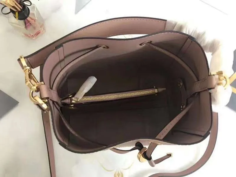 All Categories Official Website "Brand Women's Bags" Women's Bags 💙 MK 2023 New MK Bucket Bag